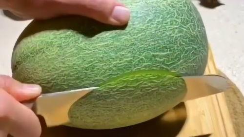 自己怎么吃哈密瓜,我的美味食光之旅