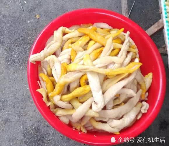 吃臭皮瓜的小吃,臭皮瓜小吃背后的故事